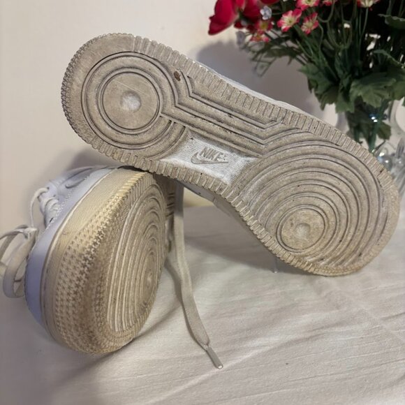 Unisex Adults Nike Air Force One US size 7.5 sneakers - Picture 16 of 16